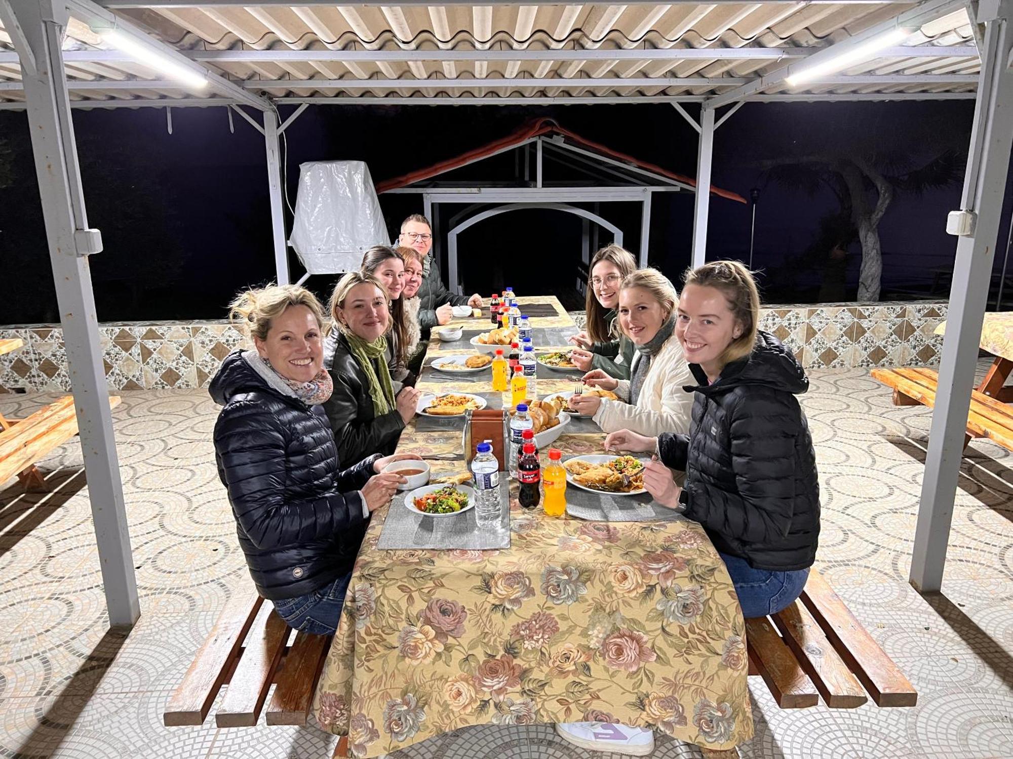 Mavi Cennet Camping Caravan Kizilot Exterior photo