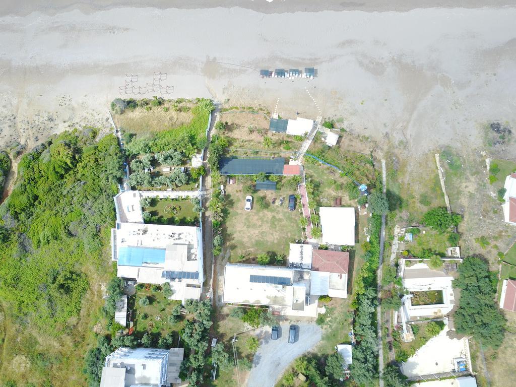 Mavi Cennet Camping Caravan Kizilot Exterior photo