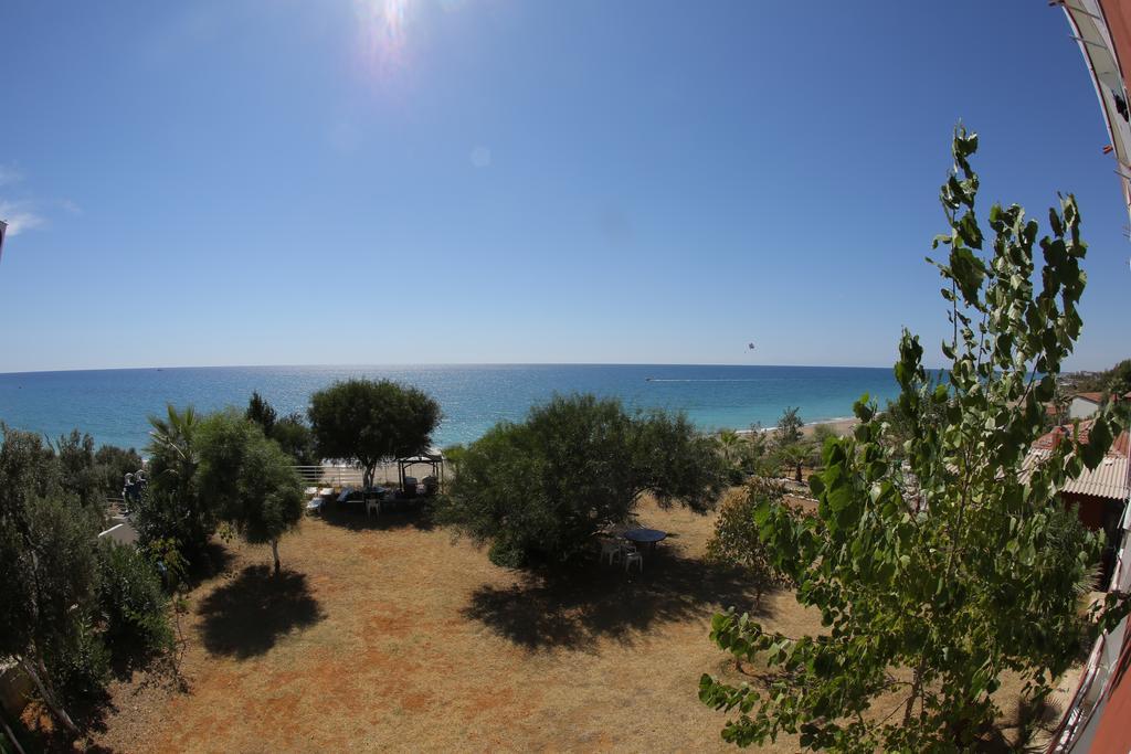 Mavi Cennet Camping Caravan Kizilot Exterior photo